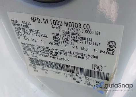 2013 Ford F-250 Xl z USA, uszkodzony, nr VIN 1FT7X2B67DEB13590